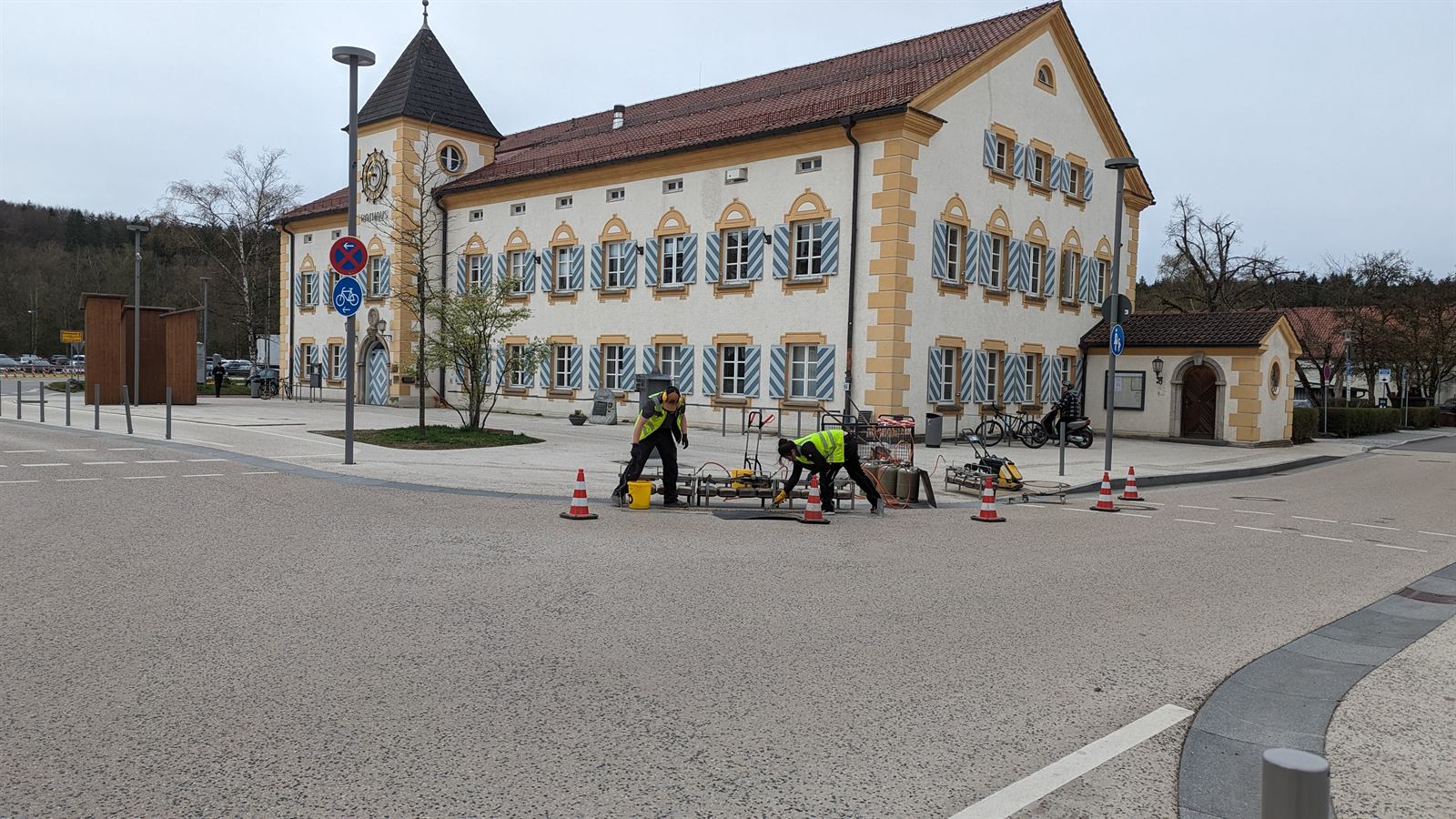 Asphaltreparatur Geretsried · Rathaus